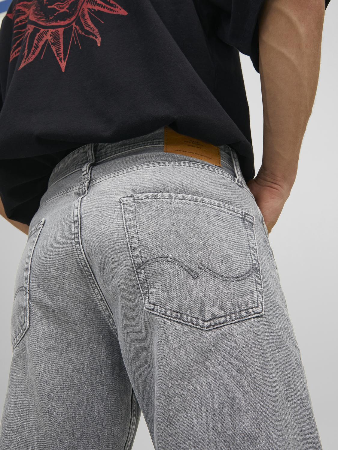 model_shot-detail